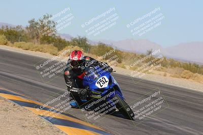 media/Dec-09-2023-SoCal Trackdays (Sat) [[76a8ac2686]]/Turn 3 Inside (1015am)/